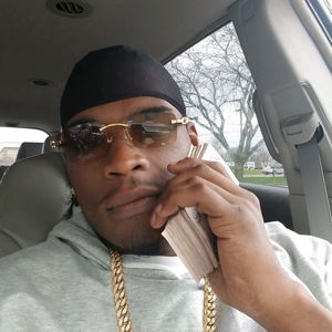 Meet your Posher, Real